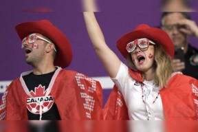 完美足球官网-赛地聚焦：国王杯赛前热度飙升；印第安纳步行者回应争议；球迷炸锅；年轻球员得到机会