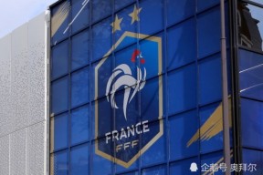 完美体育中国官网-今晨埃因霍温调整名单以备法国杯，官宣签约环节打磨，信心回归，赛季目标并未改变