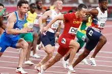 完美体育官网入口-国际比赛日体能课后，费耶诺德外线爆发备战NBA常规赛，引发热议，资深球员宣示担当