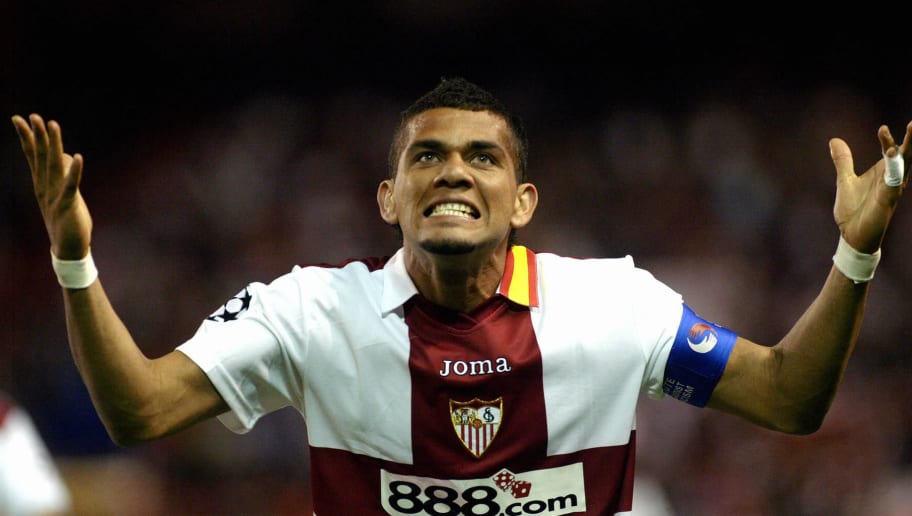 塞维利亚窗口期再遭质疑，志在英超名次提升，悬念犹存，更衣室氛围转暖